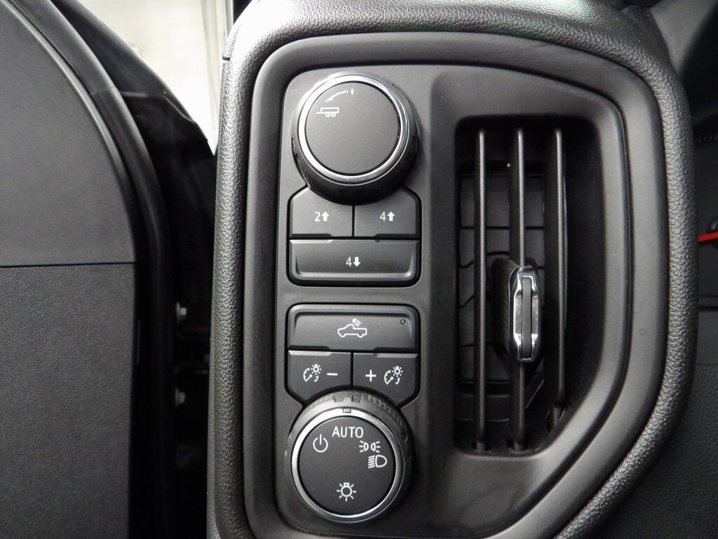 2024 Chevrolet Silverado 3500HD 4x4 Crew Cab Work Truck DRW Fond du Lac WI