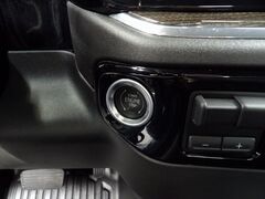 2024 Chevrolet Silverado 3500HD 4x4 Regular Cab LT SRW Fond du Lac WI