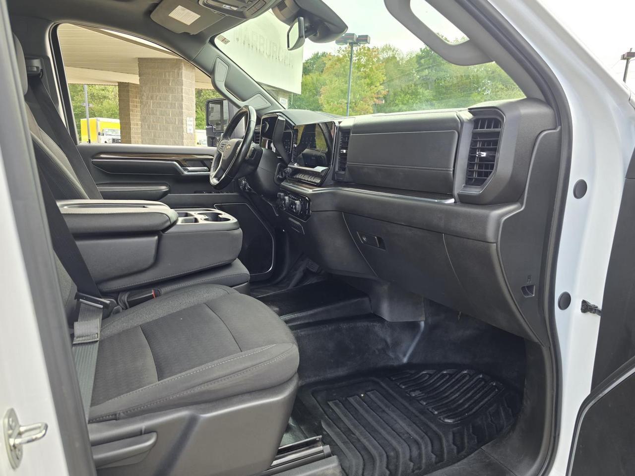 2024 Chevrolet Silverado 3500HD CC LT 4WD Crew Cab Knapheide Service Body W/6.6L Duramax and Convenience Package Concord NC