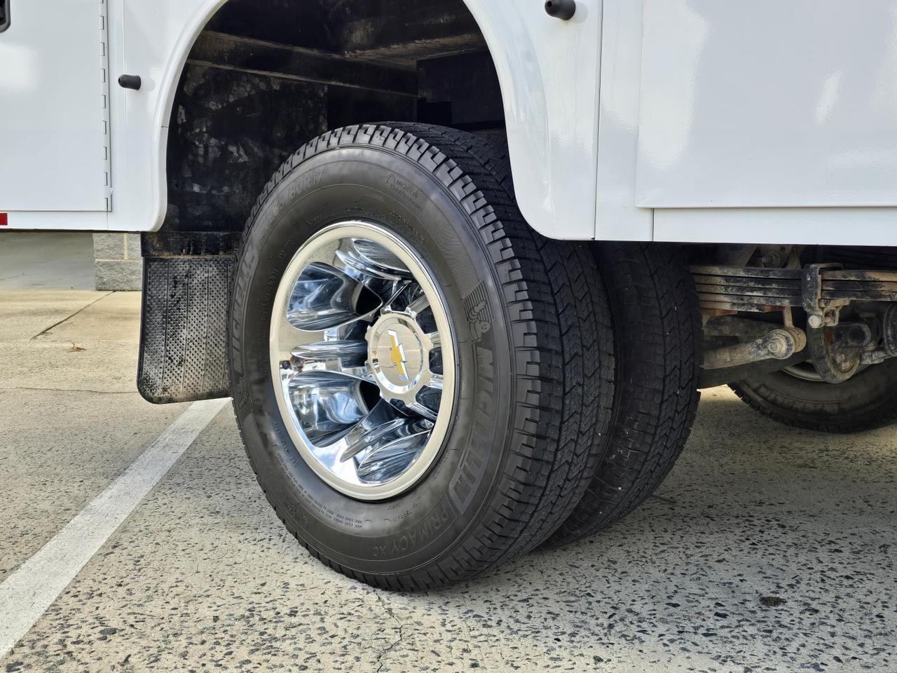 2024 Chevrolet Silverado 3500HD CC LT 4WD Crew Cab Knapheide Service Body W/6.6L Duramax and Convenience Package Concord NC
