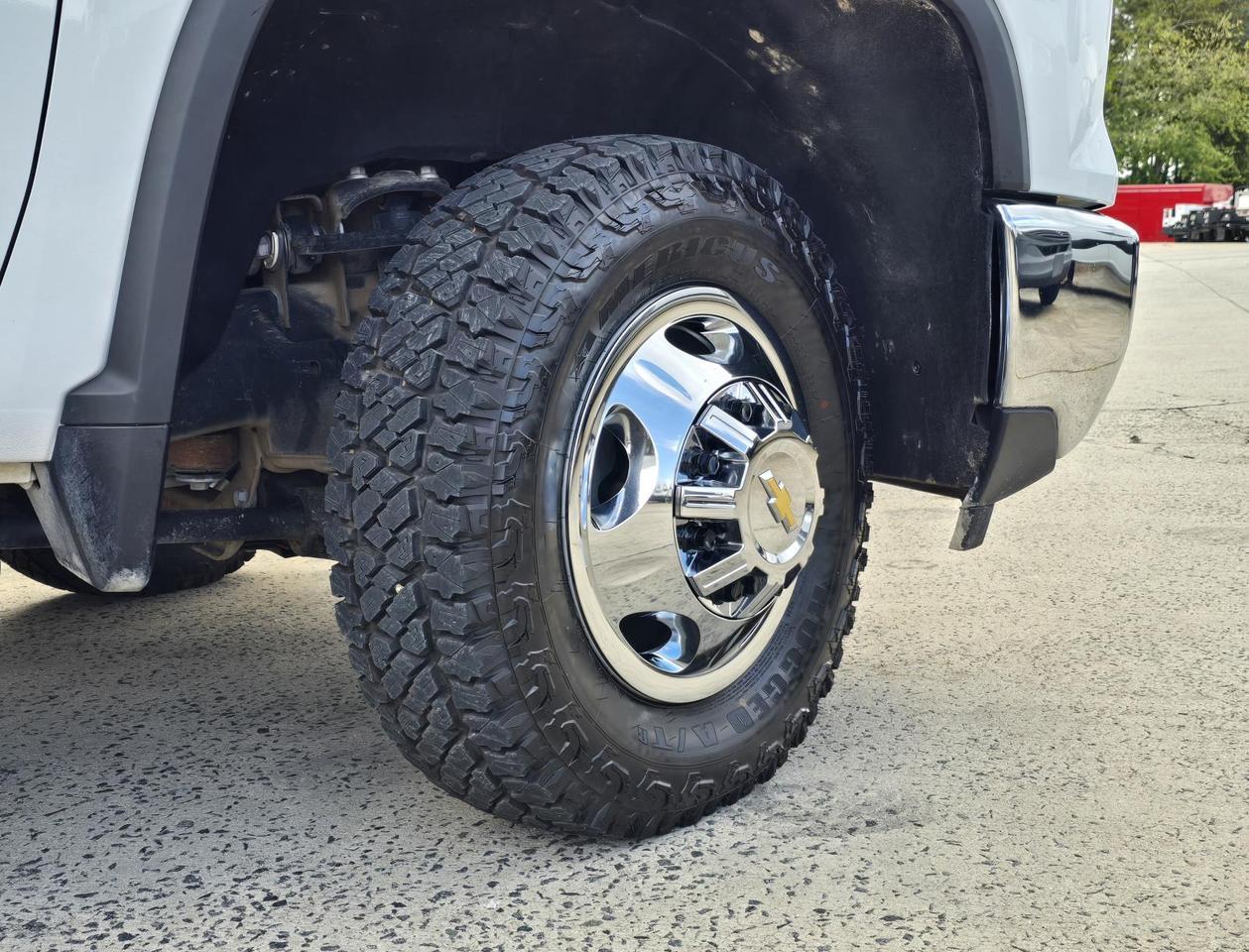 2024 Chevrolet Silverado 3500HD CC LT 4WD Crew Cab Knapheide Service Body W/6.6L Duramax and Convenience Package Concord NC