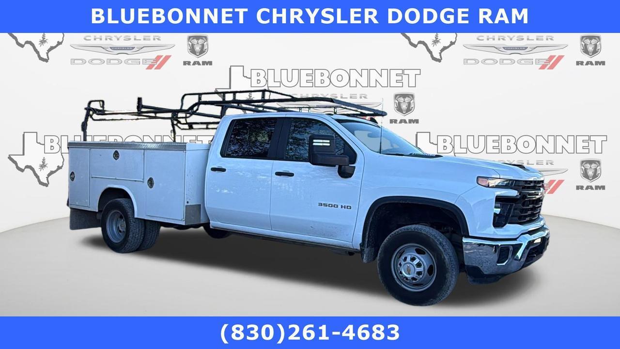 2024 Chevrolet Silverado 3500HD CC
