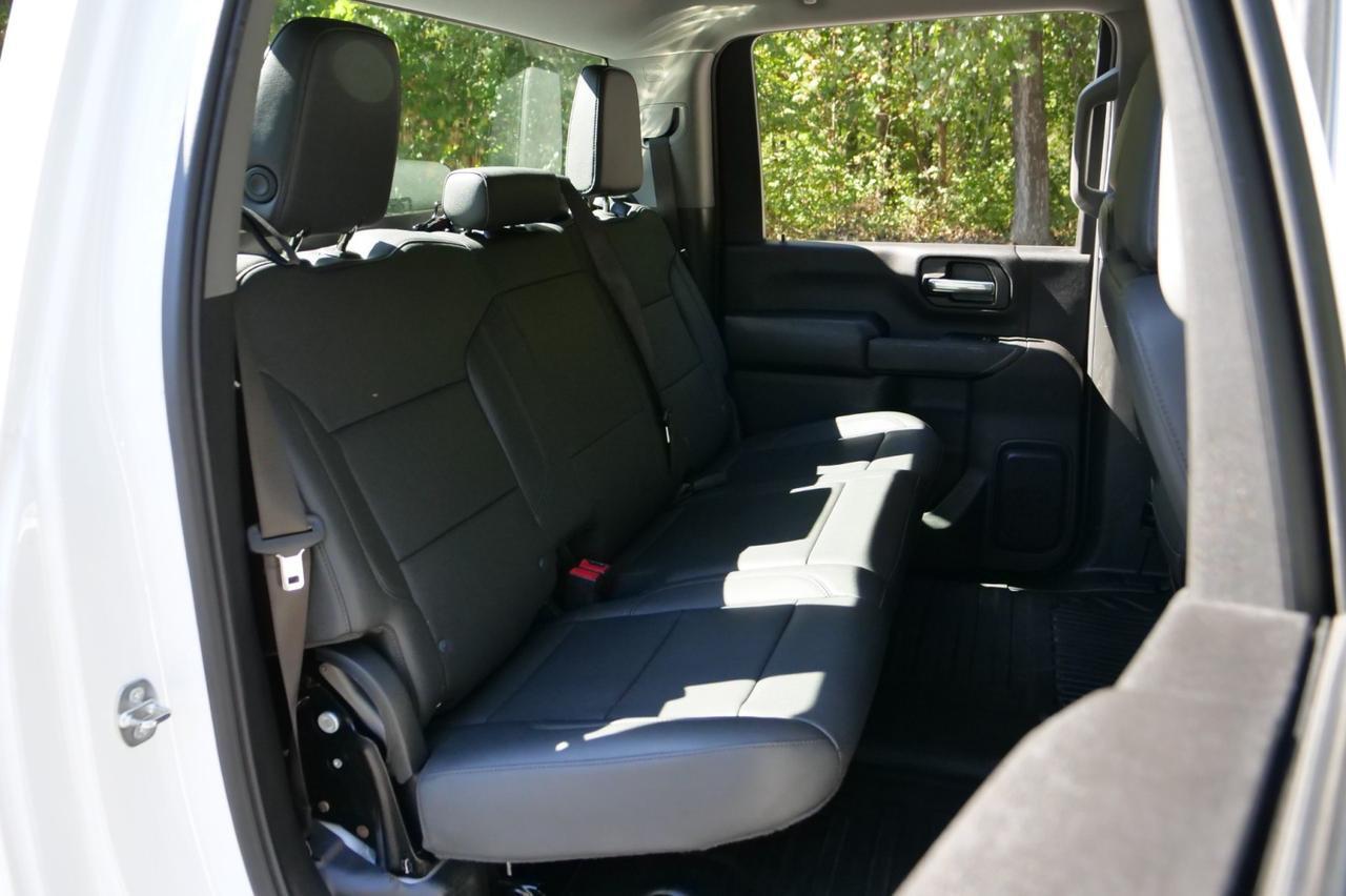 2024 Chevrolet Silverado 3500HD Chassis Cab / DRW / Duramax Turbo Diesel! Lincolnton NC