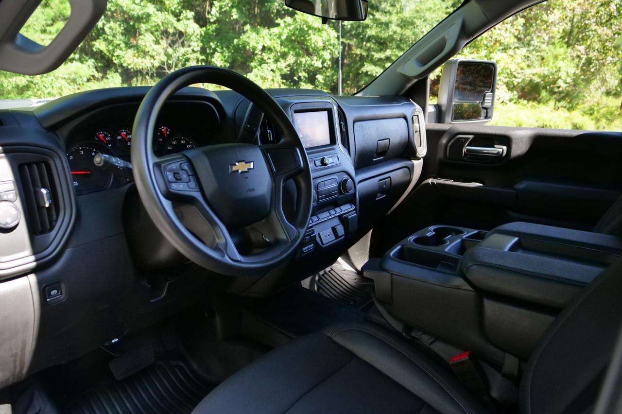 2024 Chevrolet Silverado 3500HD Chassis Cab / DRW / Duramax Turbo Diesel! Lincolnton NC