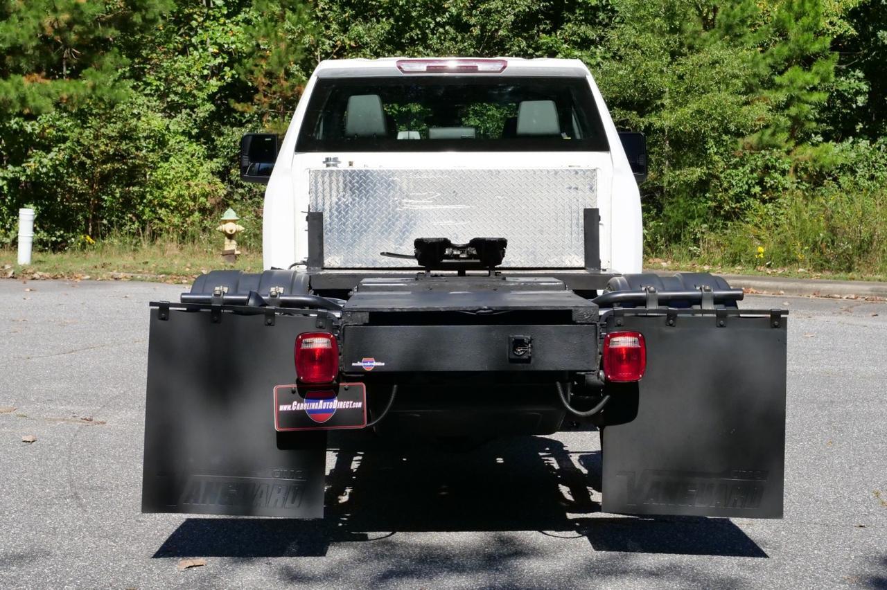 2024 Chevrolet Silverado 3500HD Chassis Cab / DRW / Duramax Turbo Diesel! Lincolnton NC