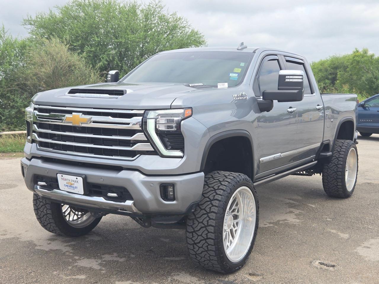 2024 Chevrolet Silverado 3500HD High Country Castroville TX