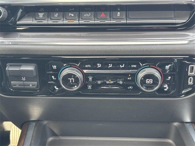2024 Chevrolet Silverado 3500HD High Country Washington MO