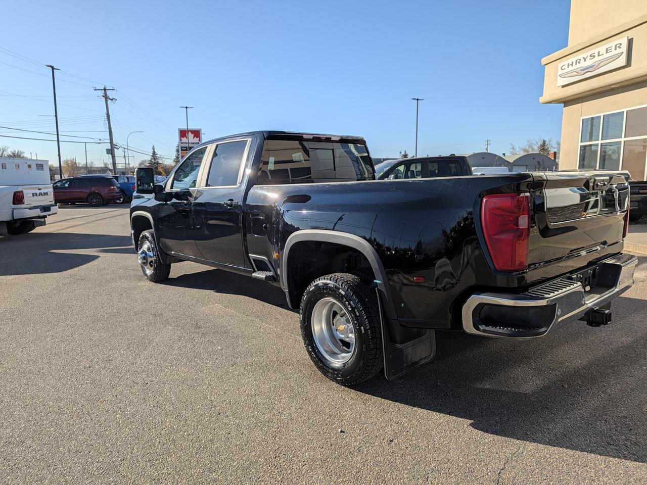 2024 Chevrolet Silverado 3500HD LT 4WD Dually | V8 Duramax Diesel | NAV | Backup Camera | 18IN Wheels Redwater AB