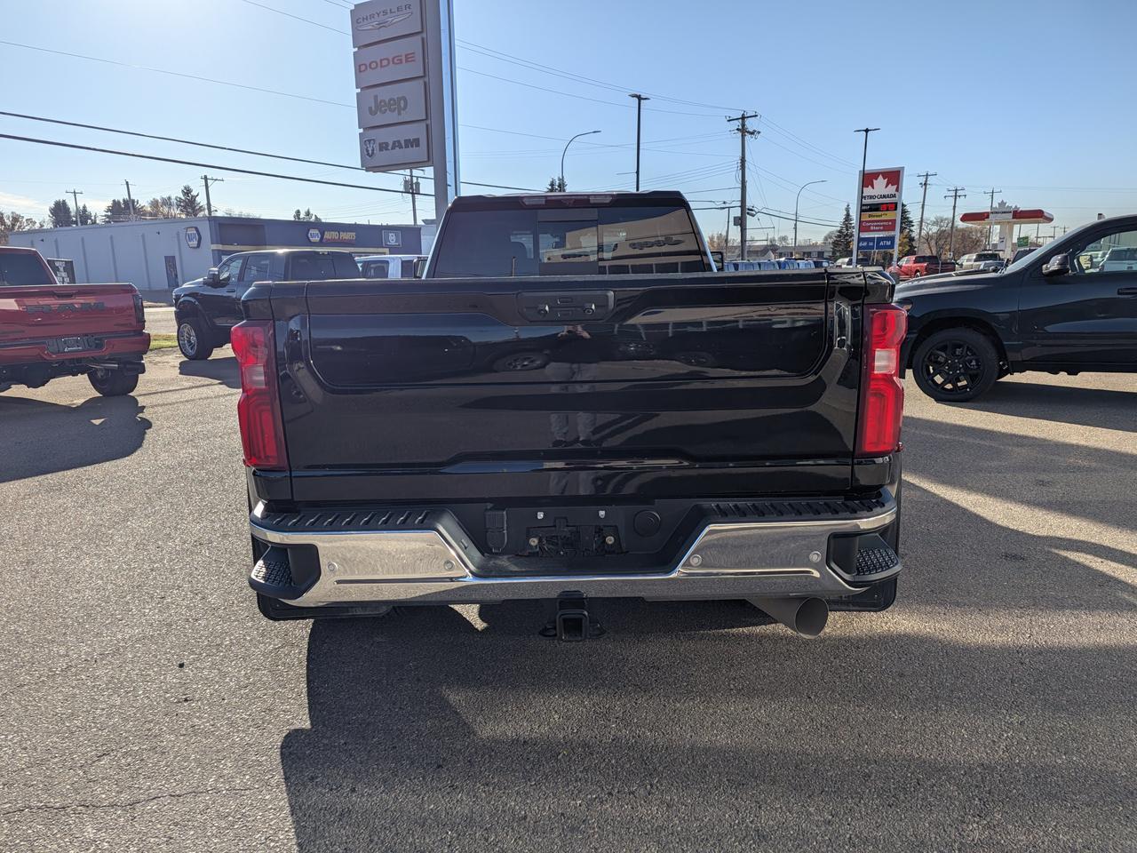 2024 Chevrolet Silverado 3500HD LT 4WD Dually | V8 Duramax Diesel | NAV | Backup Camera | 18IN Wheels Redwater AB