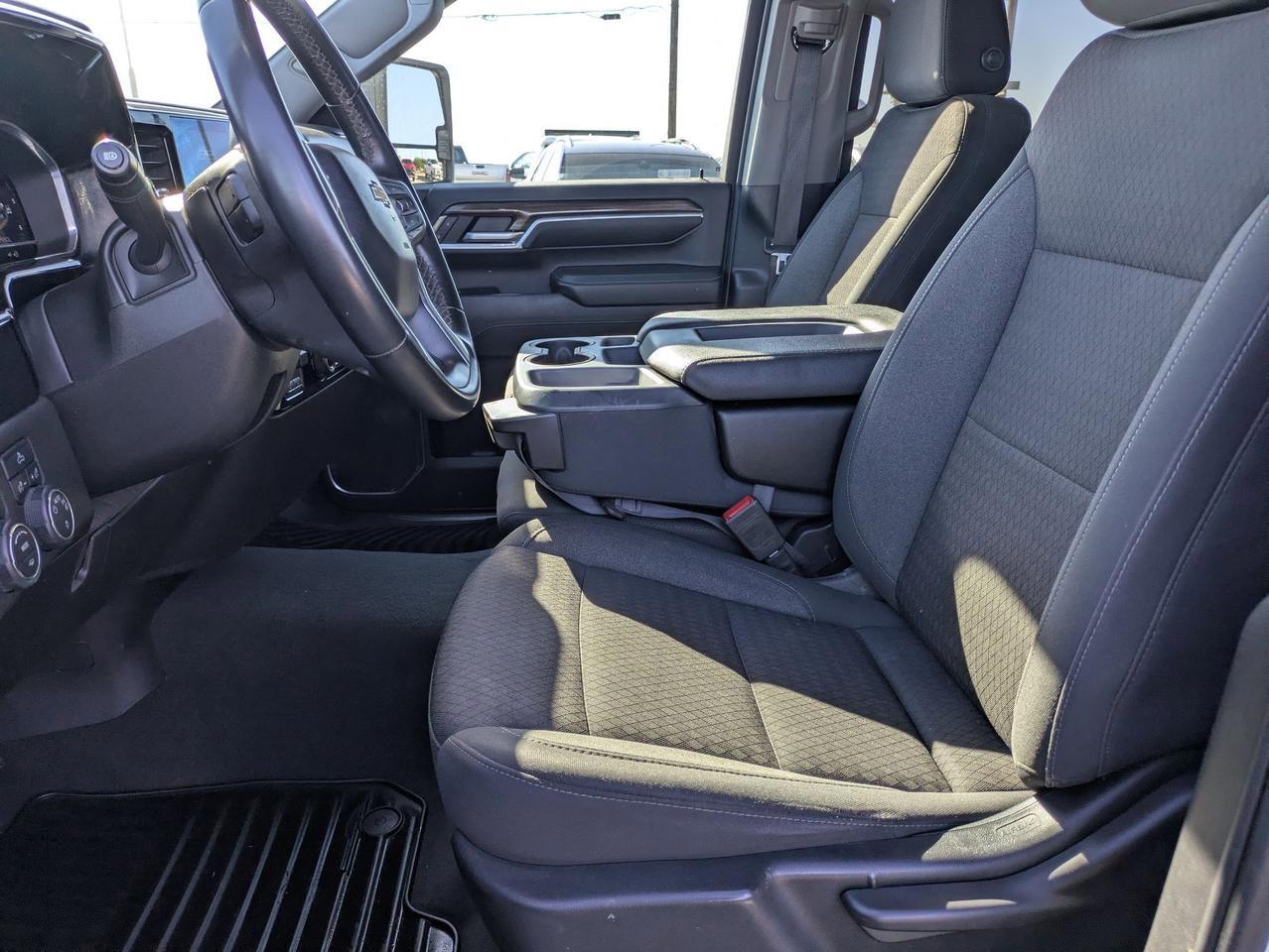 2024 Chevrolet Silverado 3500HD LT Castroville TX