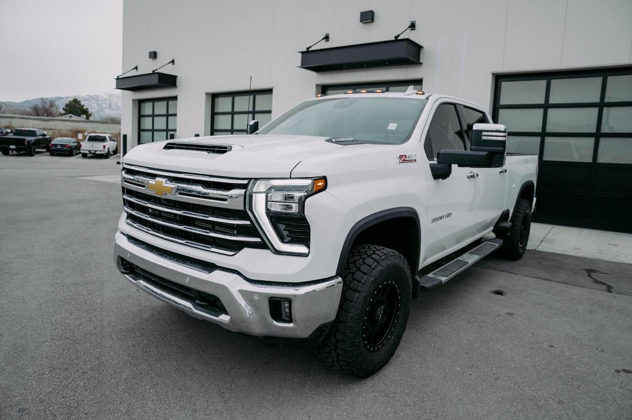 2024 Chevrolet Silverado 3500HD LTZ