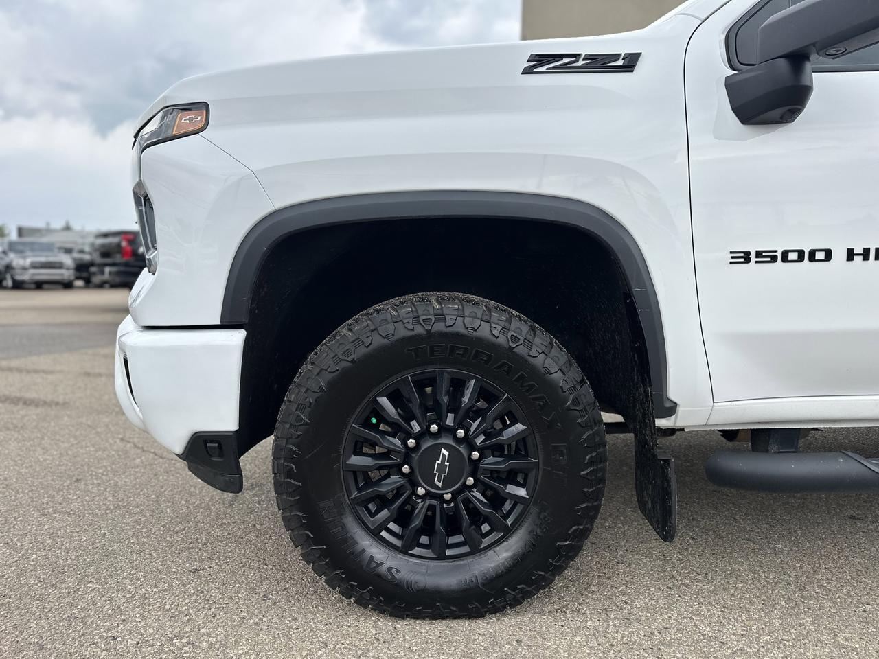 2024 Chevrolet Silverado 3500HD LTZ Plus Pkg | Z71 Sport Pkg | 5th Wheel Prep | Sun Roof | Multi Tailgate | One Owner Redwater AB