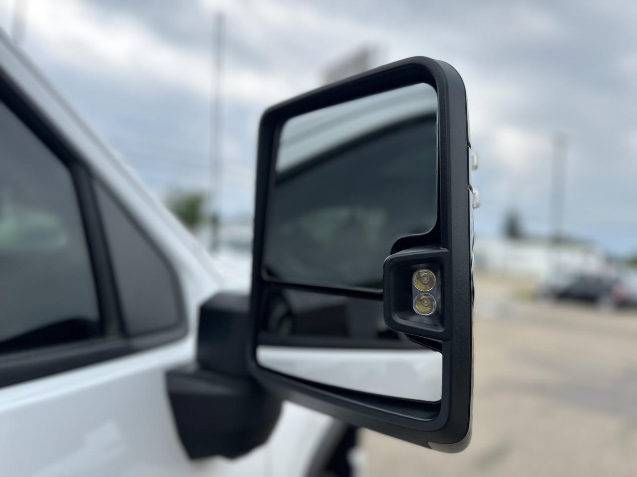 2024 Chevrolet Silverado 3500HD LTZ Plus Pkg | Z71 Sport Pkg | 5th Wheel Prep | Sun Roof | Multi Tailgate | One Owner Redwater AB