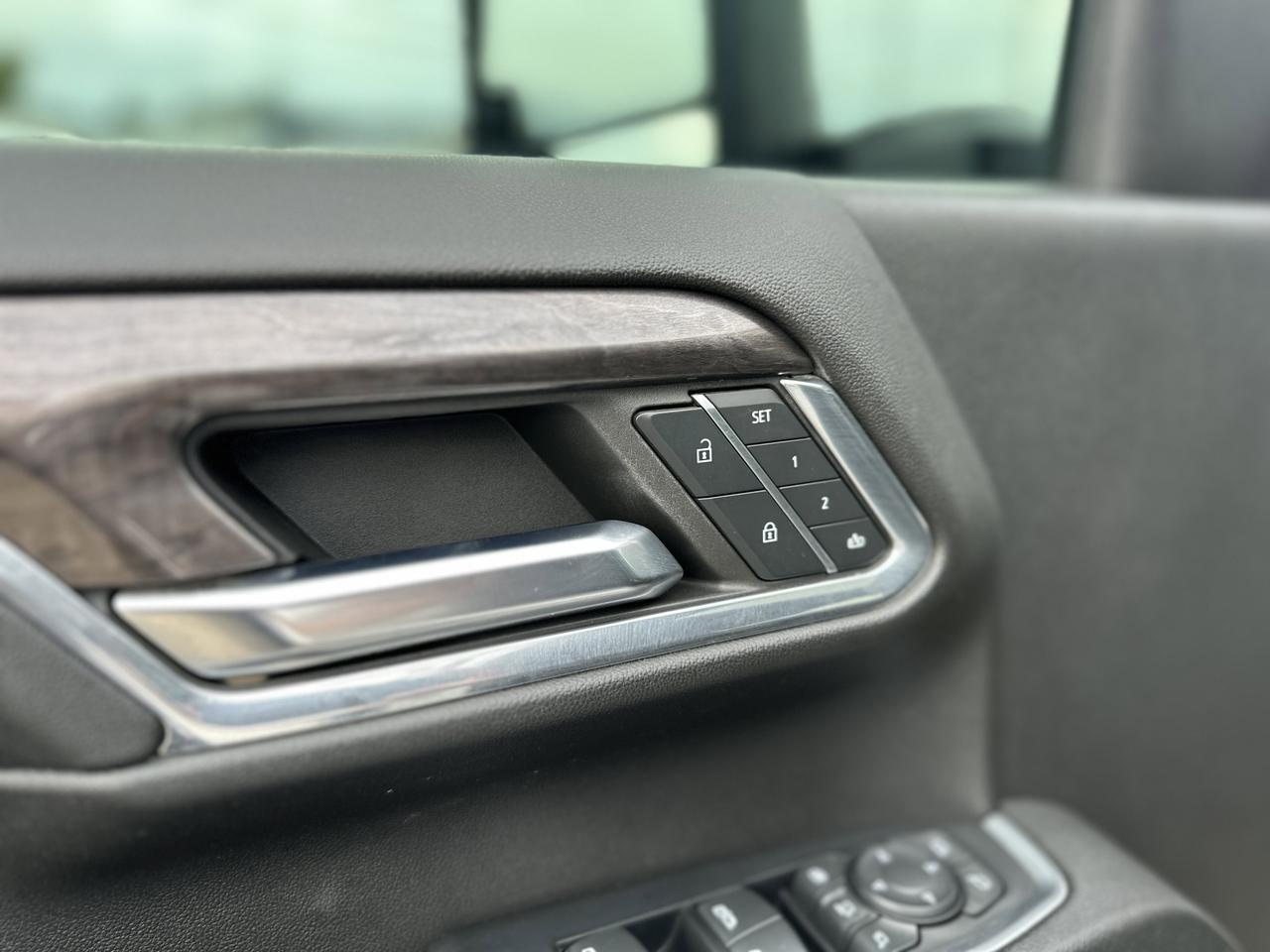 2024 Chevrolet Silverado 3500HD LTZ Plus Pkg | Z71 Sport Pkg | 5th Wheel Prep | Sun Roof | Multi Tailgate | One Owner Redwater AB