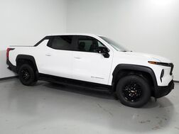 2024_Chevrolet_Silverado EV 3WT e4WD_*NAVIGATION, ADAPTIVE CRUISE, SAFETY ALERTS, 360 VIEW CAMERAS, COLOR TOUCHSCREEN, REMOTE START, KEYLESS ENTRY, LED HEADLIGHTS, ALLOY WHEELS, ANDROID & APPLE_ Round Rock TX