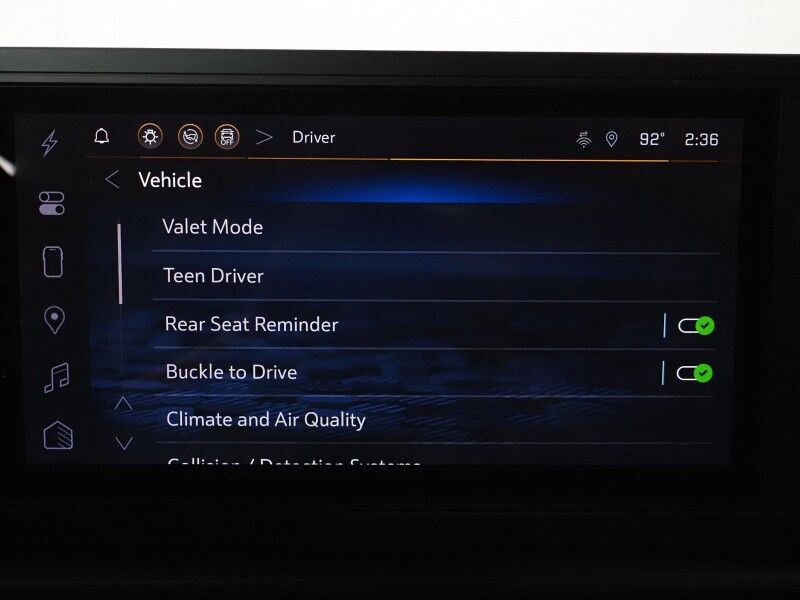 2024 Chevrolet Silverado EV 3WT e4WD *NAVIGATION, ADAPTIVE CRUISE, SAFETY ALERTS, 360 VIEW CAMERAS, COLOR TOUCHSCREEN, REMOTE START, KEYLESS ENTRY, LED HEADLIGHTS, ALLOY WHEELS, ANDROID & APPLE Round Rock TX