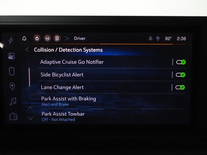 2024 Chevrolet Silverado EV 3WT e4WD *NAVIGATION, ADAPTIVE CRUISE, SAFETY ALERTS, 360 VIEW CAMERAS, COLOR TOUCHSCREEN, REMOTE START, KEYLESS ENTRY, LED HEADLIGHTS, ALLOY WHEELS, ANDROID & APPLE Round Rock TX