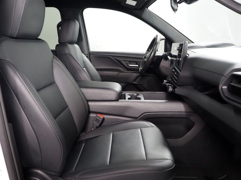 2024 Chevrolet Silverado EV 3WT e4WD *NAVIGATION, ADAPTIVE CRUISE, SAFETY ALERTS, 360 VIEW CAMERAS, COLOR TOUCHSCREEN, REMOTE START, KEYLESS ENTRY, LED HEADLIGHTS, ALLOY WHEELS, ANDROID & APPLE Round Rock TX