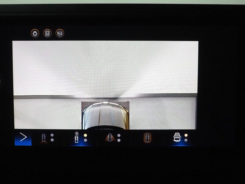 2024 Chevrolet Silverado EV 3WT e4WD *NAVIGATION, ADAPTIVE CRUISE, SAFETY ALERTS, 360 VIEW CAMERAS, COLOR TOUCHSCREEN, REMOTE START, KEYLESS ENTRY, LED HEADLIGHTS, ALLOY WHEELS, ANDROID & APPLE Round Rock TX