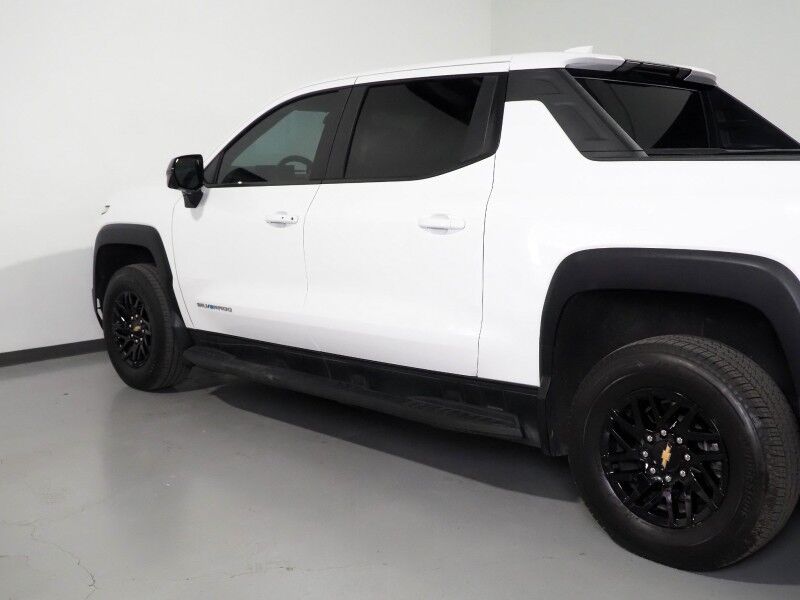 2024 Chevrolet Silverado EV 3WT e4WD *NAVIGATION, ADAPTIVE CRUISE, SAFETY ALERTS, 360 VIEW CAMERAS, COLOR TOUCHSCREEN, REMOTE START, KEYLESS ENTRY, LED HEADLIGHTS, ALLOY WHEELS, ANDROID & APPLE Round Rock TX