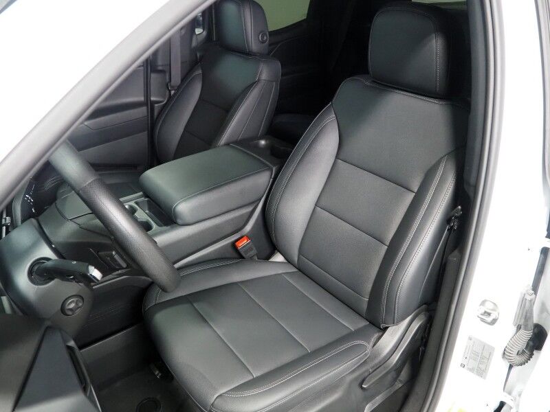 2024 Chevrolet Silverado EV 3WT e4WD *NAVIGATION, ADAPTIVE CRUISE, SAFETY ALERTS, 360 VIEW CAMERAS, COLOR TOUCHSCREEN, REMOTE START, KEYLESS ENTRY, LED HEADLIGHTS, ALLOY WHEELS, ANDROID & APPLE Round Rock TX