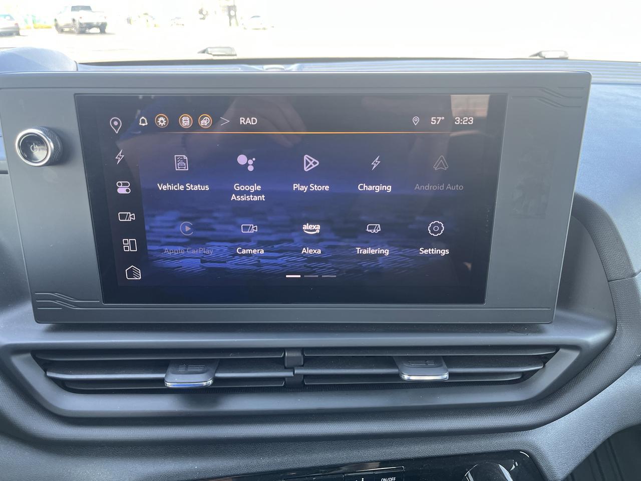 2024 Chevrolet Silverado EV 4WT Work Truck e4WD w/AdptvCrz RemoteStart HD-SurroundVision Saukville WI