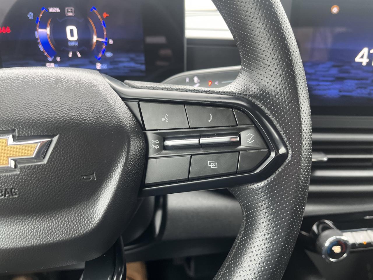 2024 Chevrolet Silverado EV 4WT Work Truck e4WD w/AdptvCrz Spray-OnBedliner RemoteStart HD-SurroundVision Saukville WI