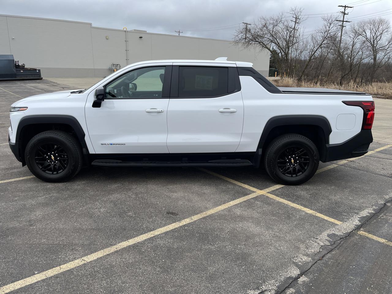 2024 Chevrolet Silverado EV 4WT Work Truck e4WD w/AdptvCrz Spray-OnBedliner RemoteStart HD-SurroundVision
