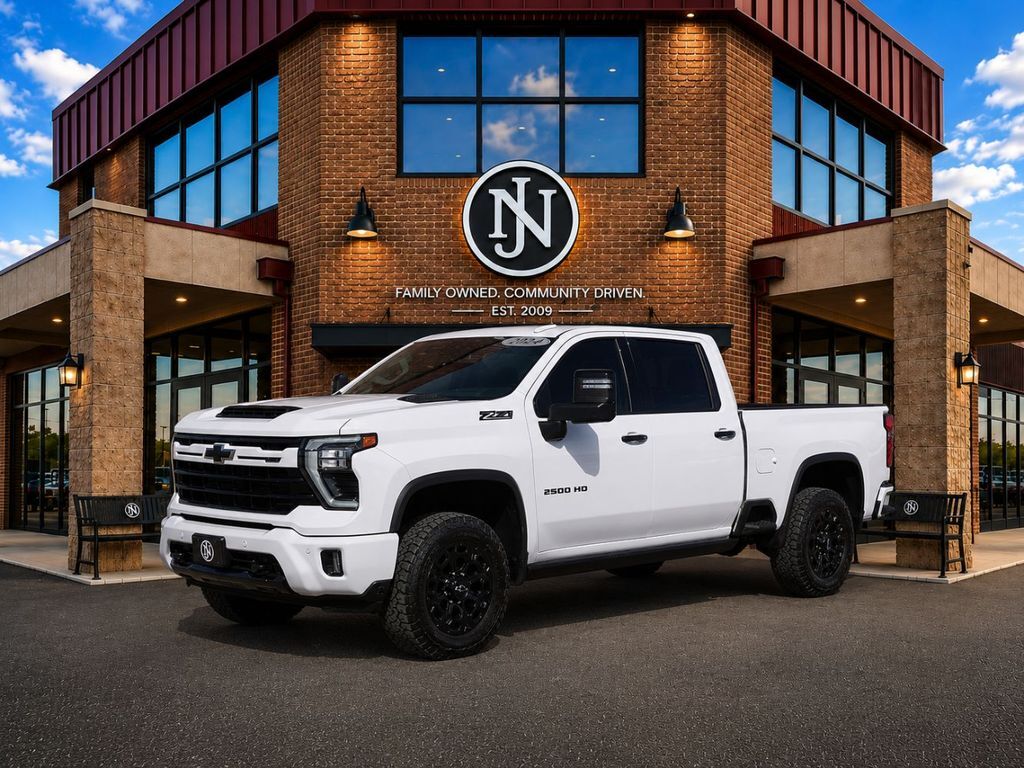 2024 Chevrolet Silverado LTZ
