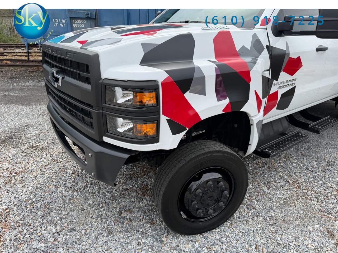 2024 Chevrolet Silverado MD Crew Cab 4WD Work Truck CM Service Body West Chester PA