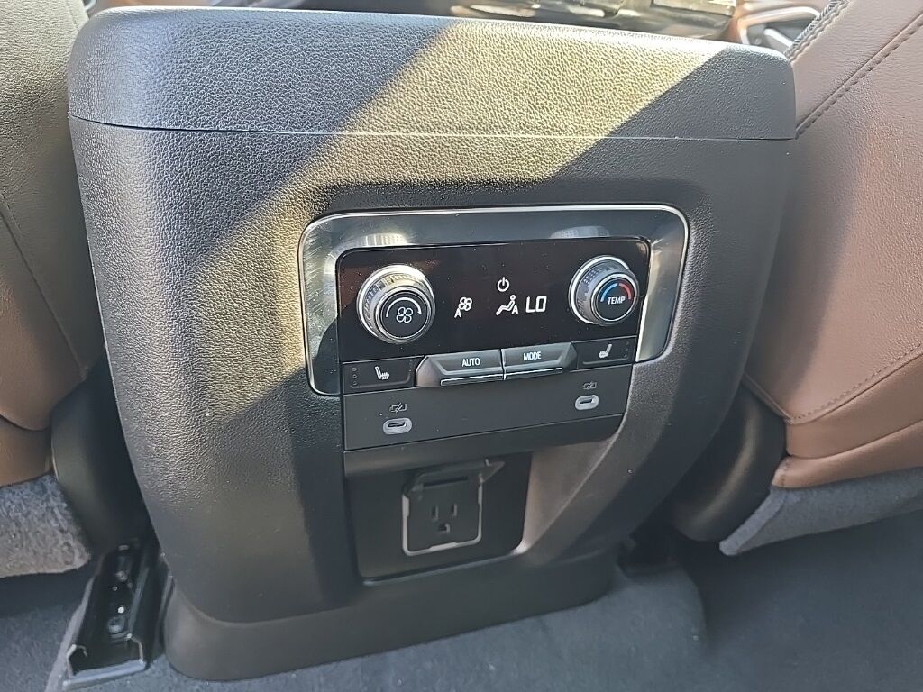 2024 Chevrolet Suburban Fond du Lac WI