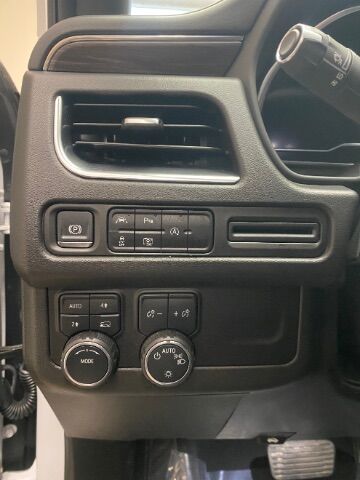2024 Chevrolet Suburban 4WD LT Charlotte NC