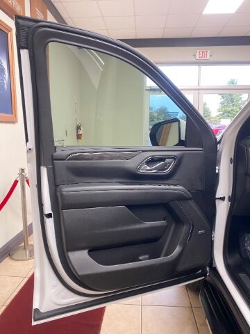 2024 Chevrolet Suburban 4WD LT Charlotte NC