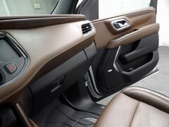 2024 Chevrolet Suburban High Country 4WD 7 Passenger Fond du Lac WI