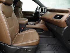 2024 Chevrolet Suburban High Country 4WD 7 Passenger Fond du Lac WI