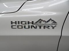 2024 Chevrolet Suburban High Country 4WD 7 Passenger Fond du Lac WI