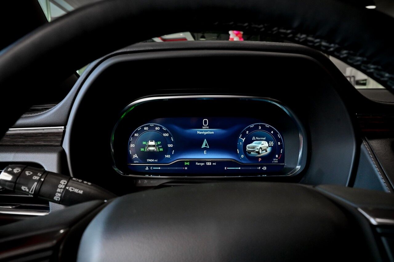 2024 Chevrolet Suburban High Country, Assist Step, Pano Roof Springfield NJ