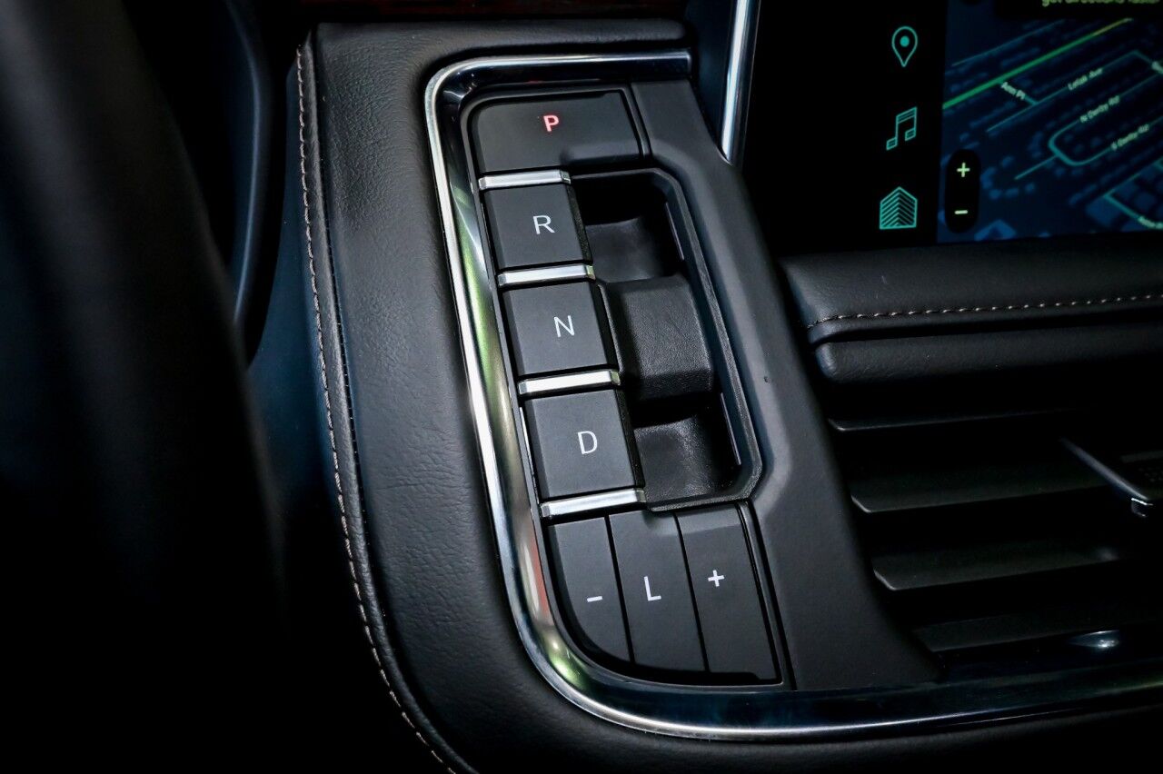 2024 Chevrolet Suburban High Country, Assist Step, Pano Roof Springfield NJ