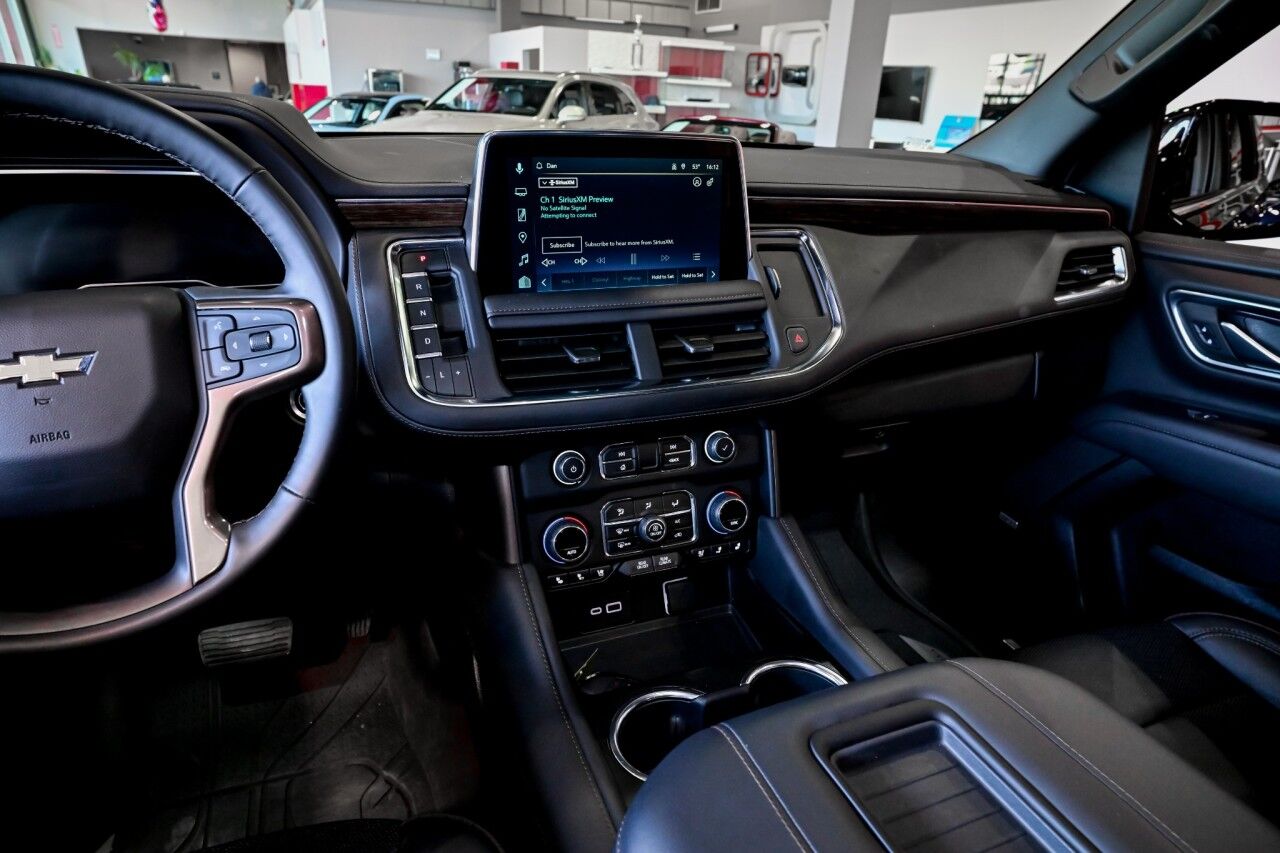 2024 Chevrolet Suburban High Country, Assist Step, Pano Roof Springfield NJ