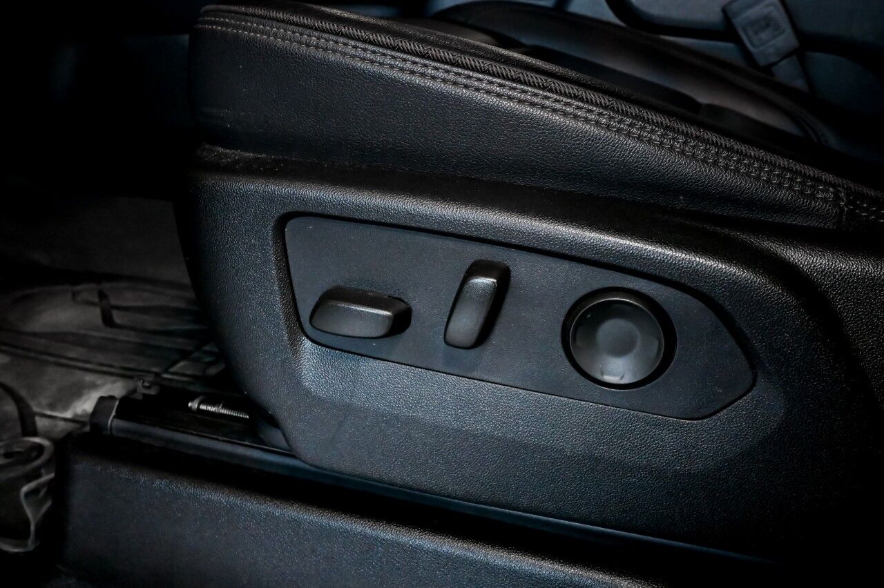 2024 Chevrolet Suburban High Country, Assist Step, Pano Roof Springfield NJ