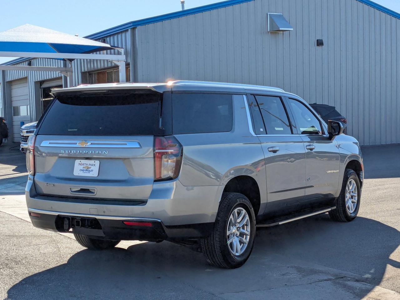 2024 Chevrolet Suburban LS