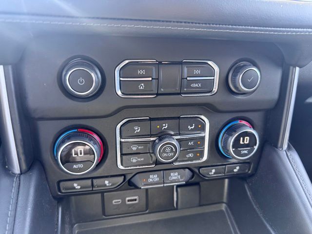 2024 Chevrolet Suburban LT Kerrville TX