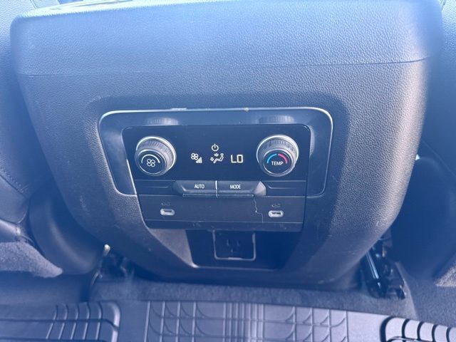 2024 Chevrolet Suburban LT Kerrville TX