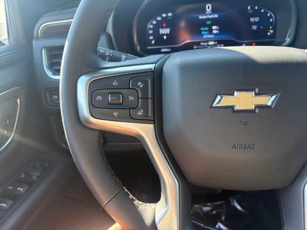 2024 Chevrolet Suburban LT Hondo TX