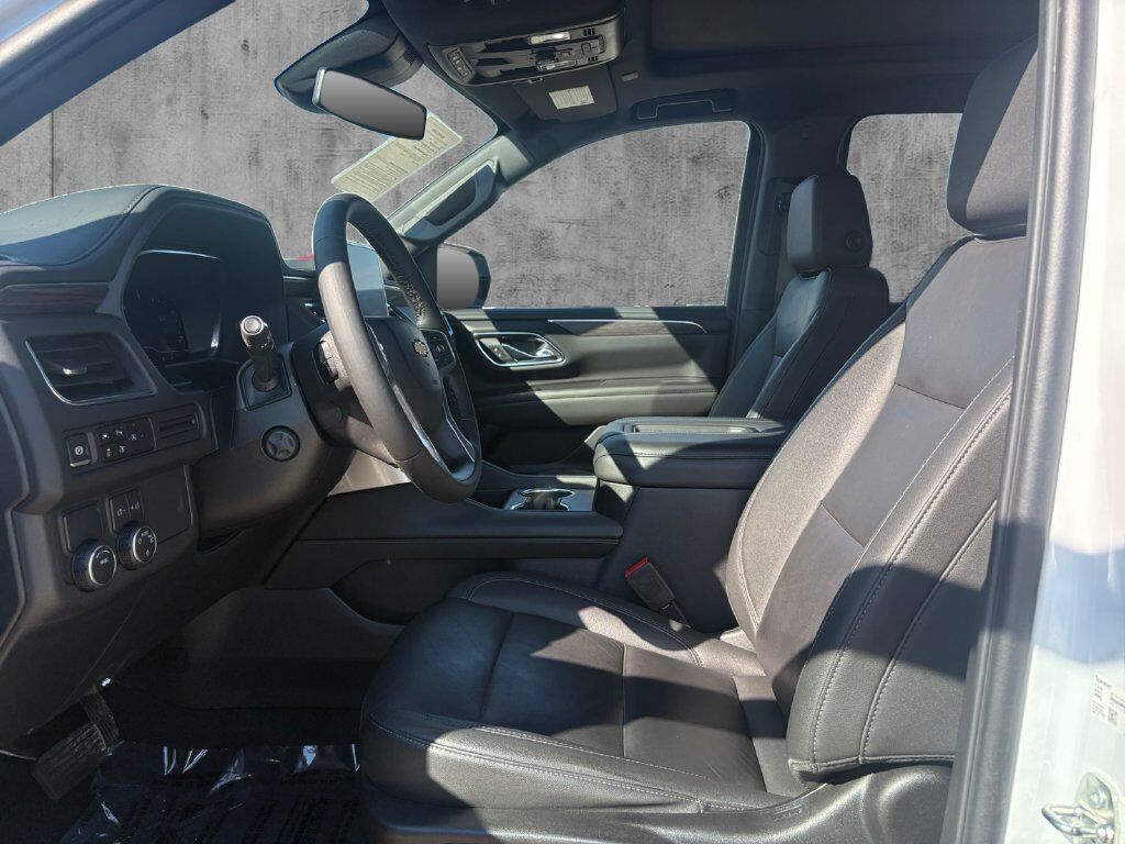2024 Chevrolet Suburban LT Hondo TX