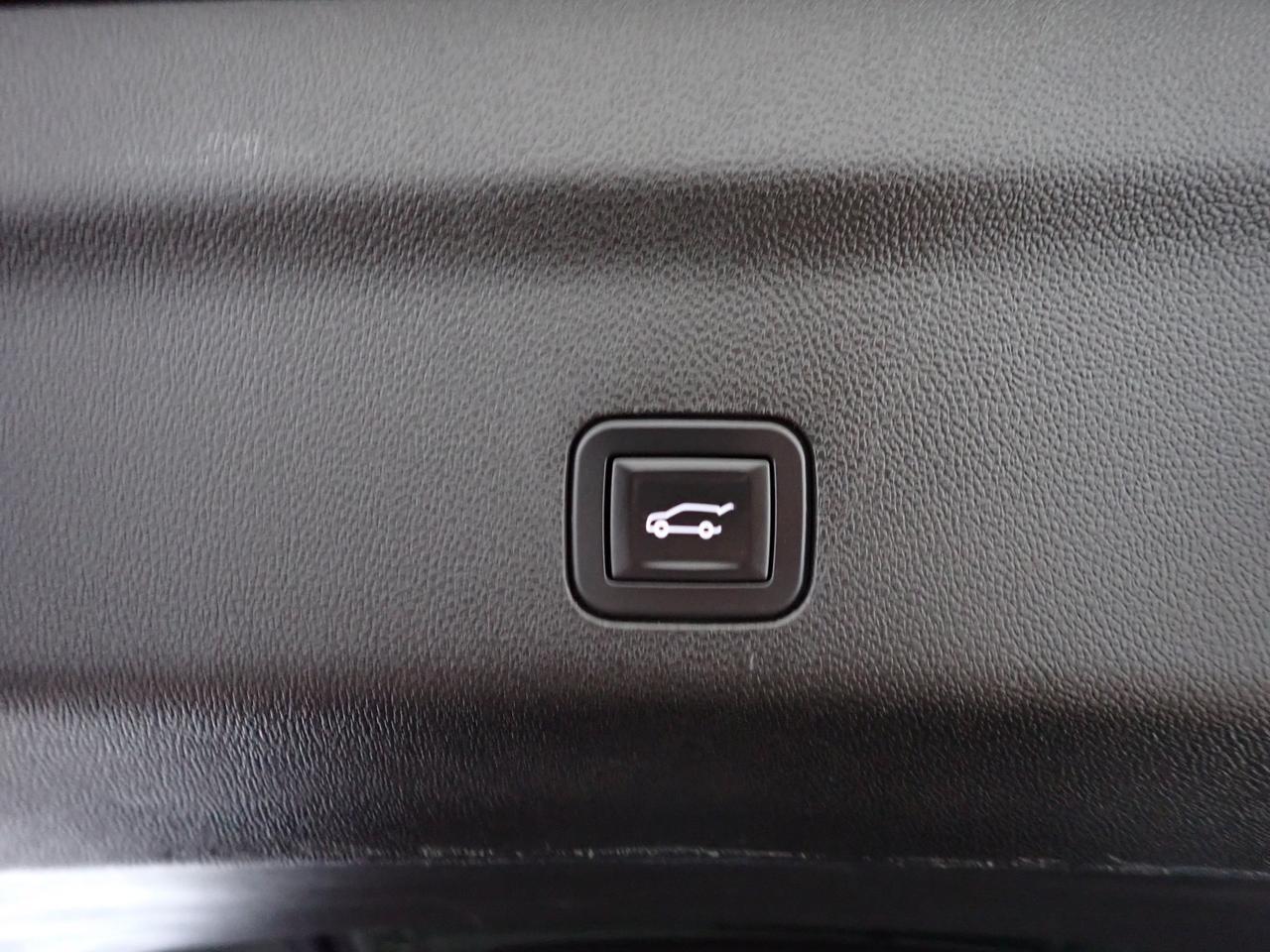 2024 Chevrolet Suburban LT 4WD 4DR LEATHER Listowel ON