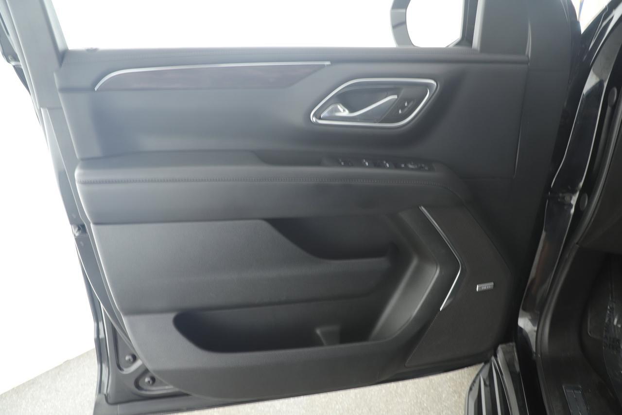 2024 Chevrolet Suburban LT New Braunfels TX