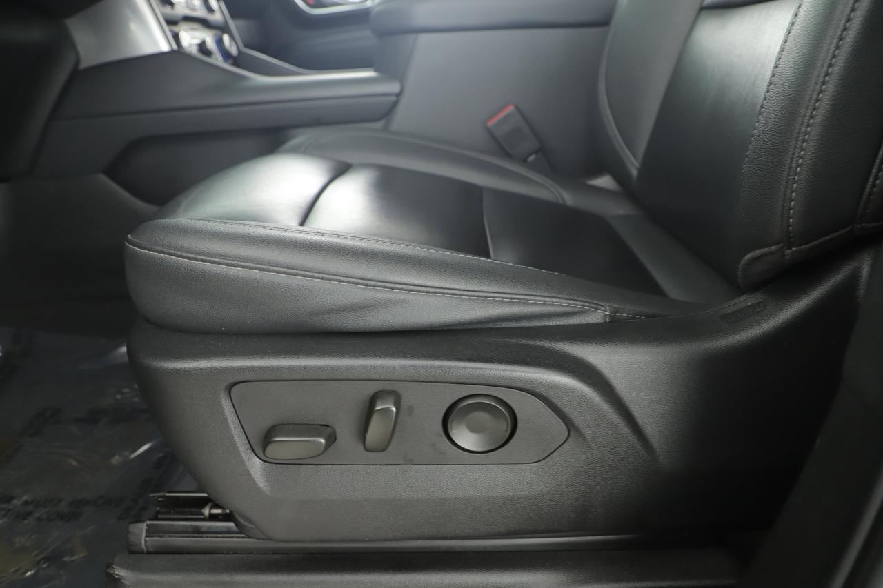 2024 Chevrolet Suburban LT New Braunfels TX