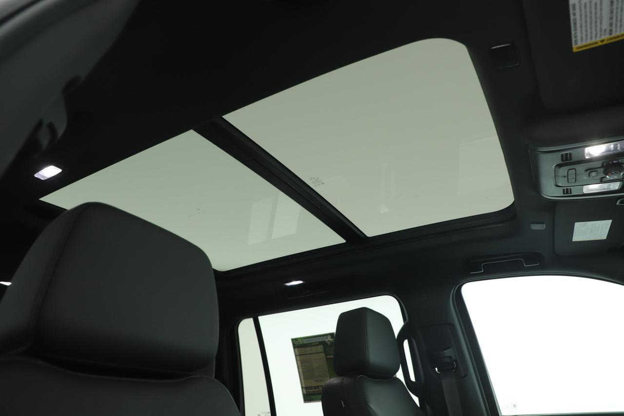 2024 Chevrolet Suburban LT New Braunfels TX