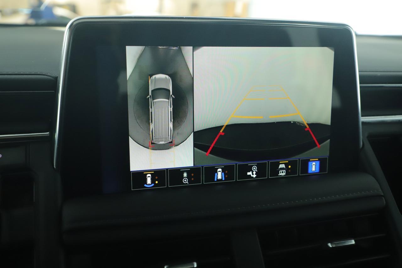 2024 Chevrolet Suburban LT New Braunfels TX